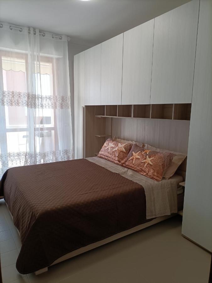 Casa A Un Passo Dal Mare Apartment Вентимиля Екстериор снимка